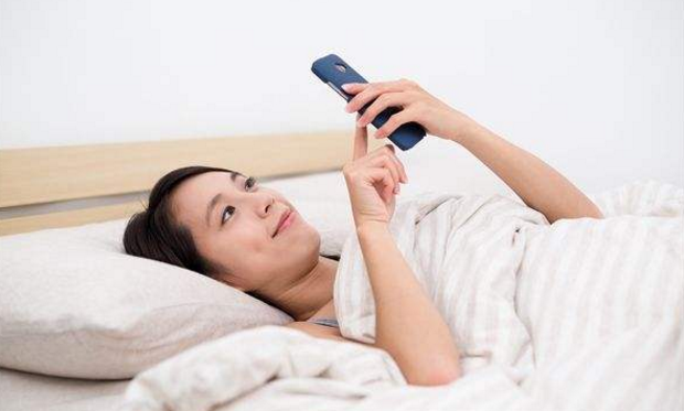 流产坐月子多久 湖北钟珊倩：关于手机的科学普及